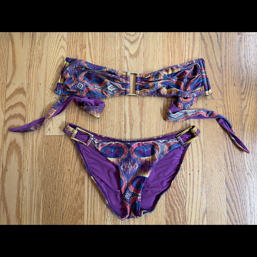 Gorgeous VIX bandeau peacock bikini